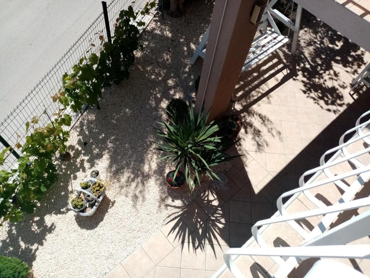 Apartments Anita Frane โวดีเซ ภายนอก รูปภาพ