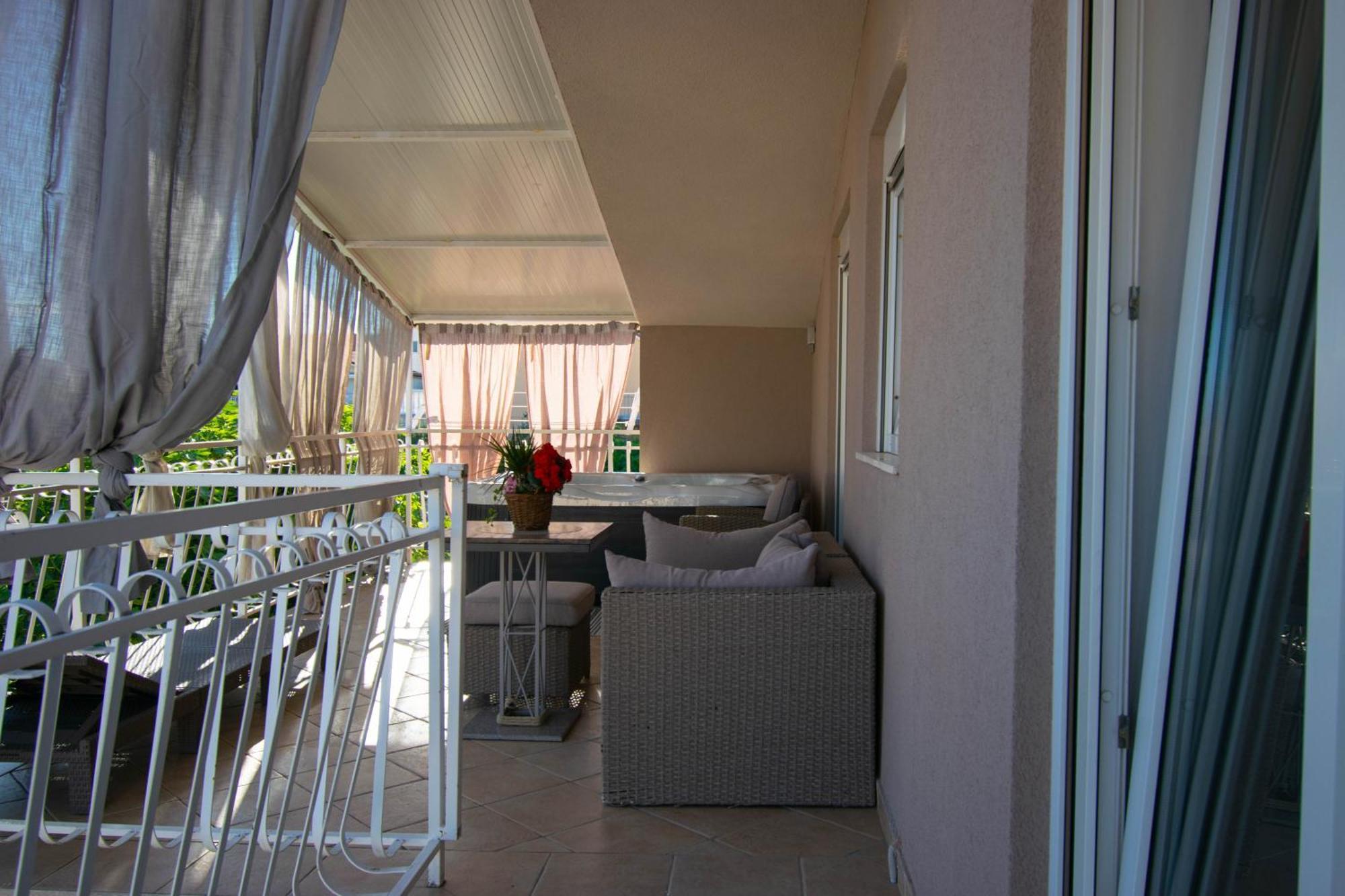 Apartments Anita Frane โวดีเซ ภายนอก รูปภาพ